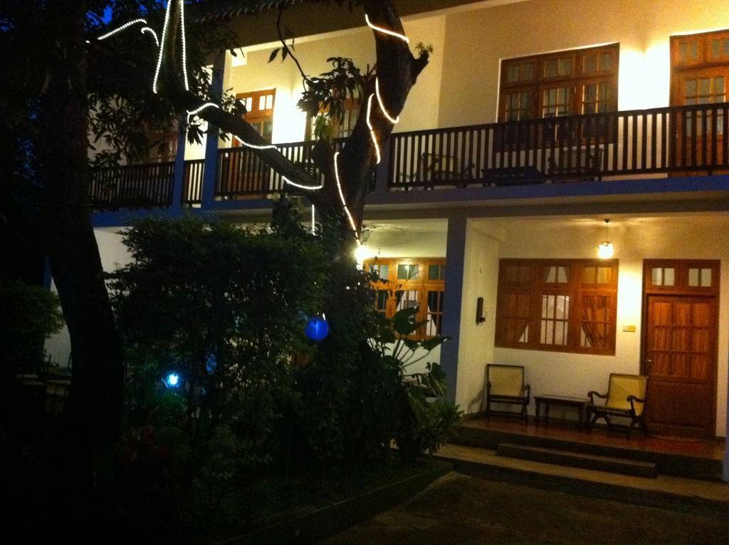Little Paradise Tourist Guest House And Holiday Home Anuradhapura Zewnętrze zdjęcie
